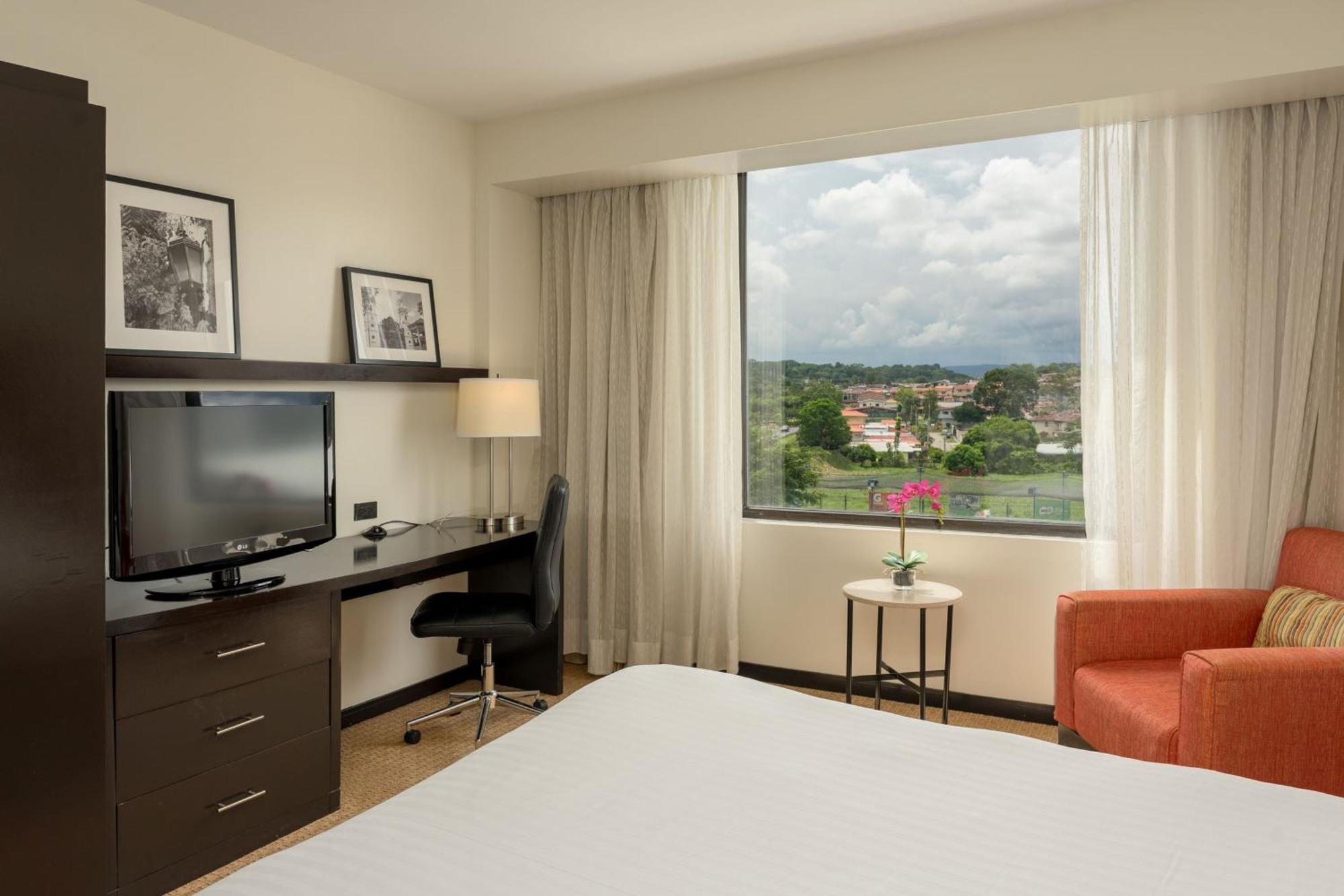Tocumen Courtyard By Marriott Panama Metromall מראה חיצוני תמונה